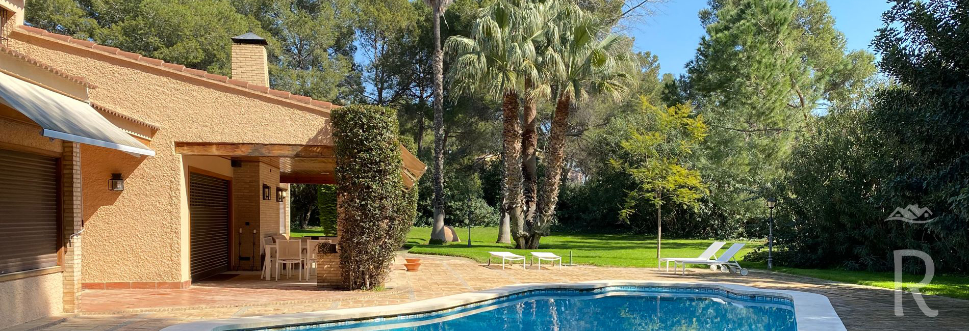 Inmobiliaria Alfinach Los Monasterios